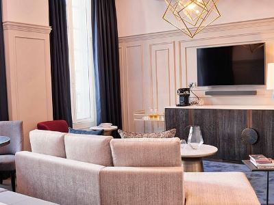 The Trafalgar St. James, Curio Collection By Hilton Hotel